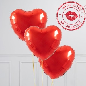 Ballontros met 3 rode folie hart ballonnen