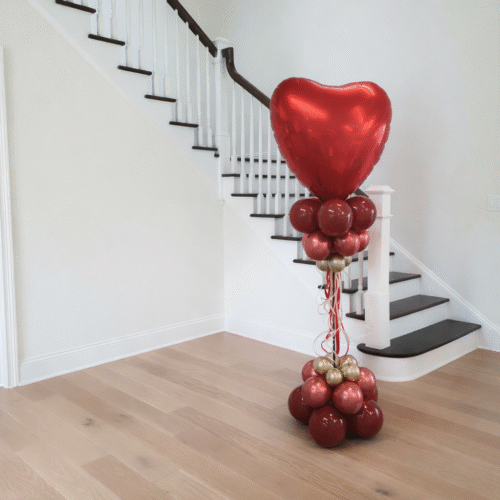 Ballon pilaar "Red Heart"